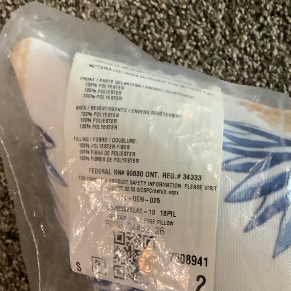 Pineapple Stripes Outdoor Throw Pillow 16" Beige Blue Polyester NEW NWT - Picture 2 of 5